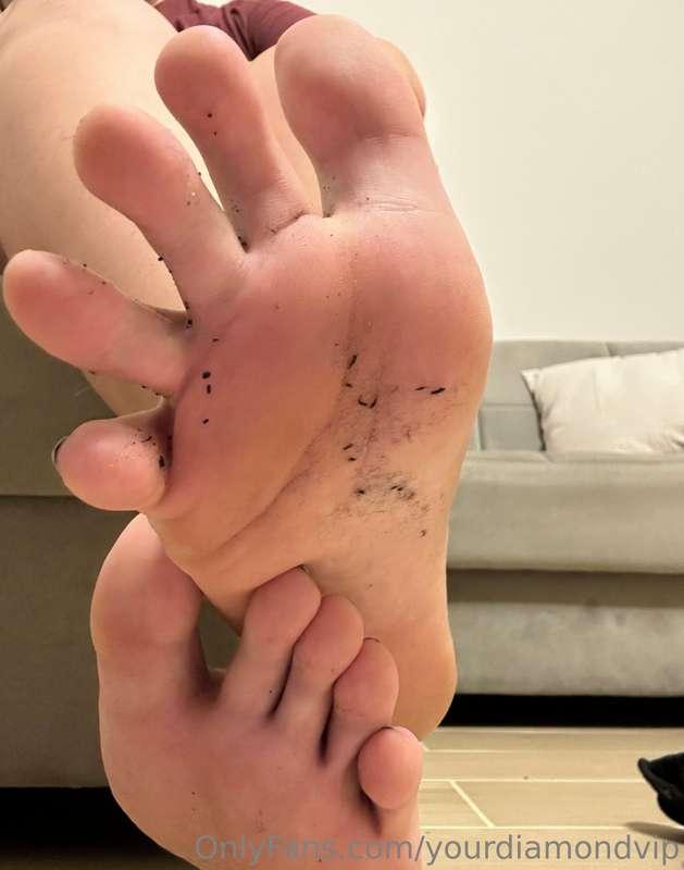 I've been away all day today and my feet have sweated a lot!..