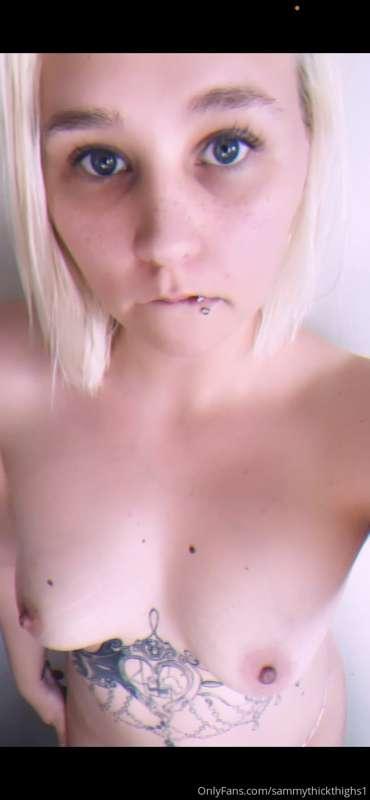 sammythickthighs1 image #3