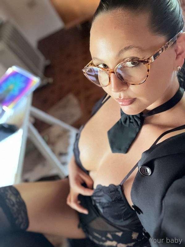 💥 FREE FREE 💥Naughty Teacher Mode: On 😈@emilyyevans@emilyyev..