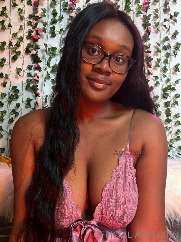 # have you seen me naked? 😈
@xasialynnx
