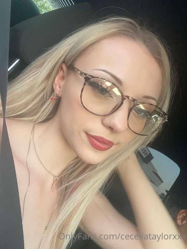 Come watch me get fucked on my premium onlyfans @ceceliatayl..