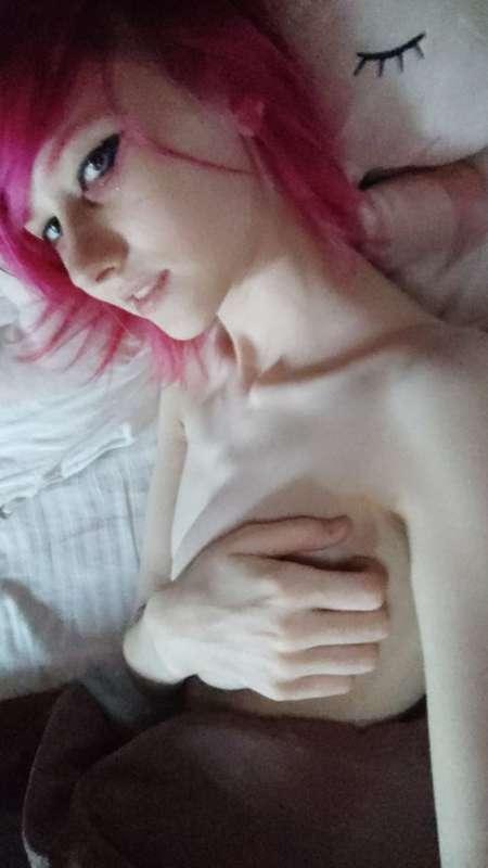 Your emo girlfriend. I just sent out my rebill reward! Dildo..