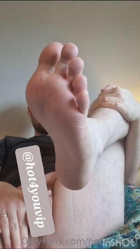 *****Foot fetish?*****
Check your DMs
😈🦶😈