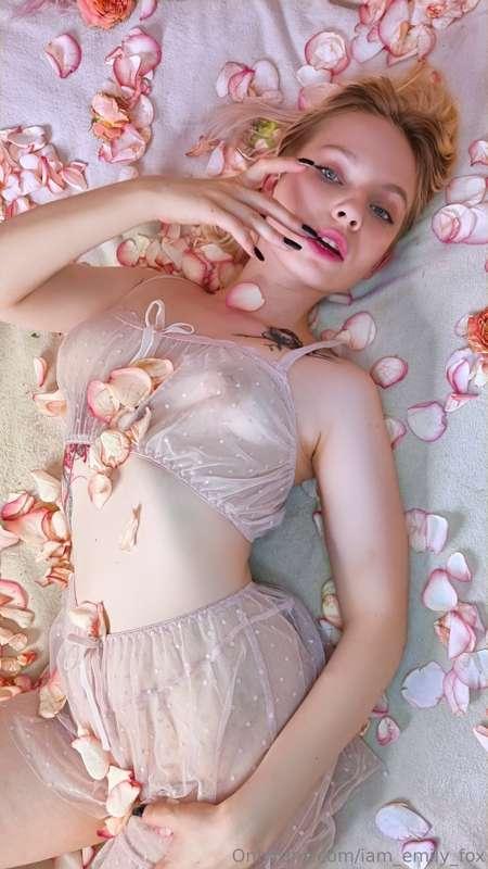 Like petals 🌹 

My delicate skin is like a mysterious rose i..