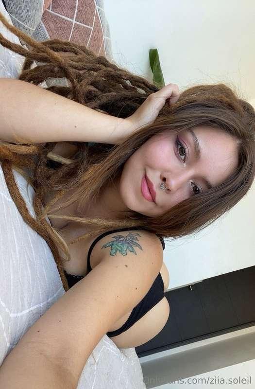 Hoy quiero ser el hilo que conecta tus sueños y la realidad ..