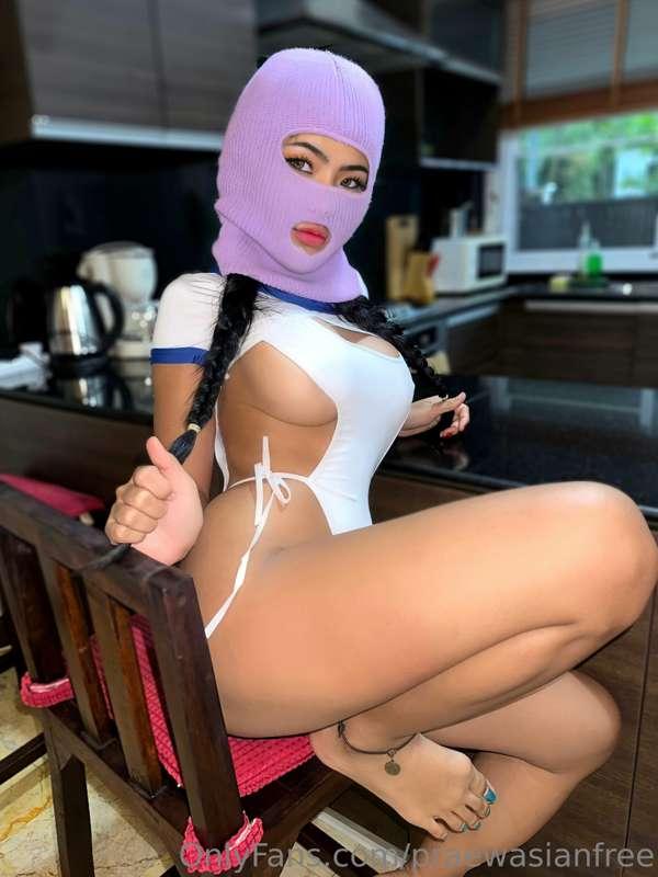 @praewasian
