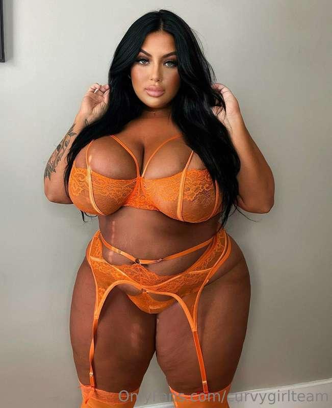 curvygirlteam main image