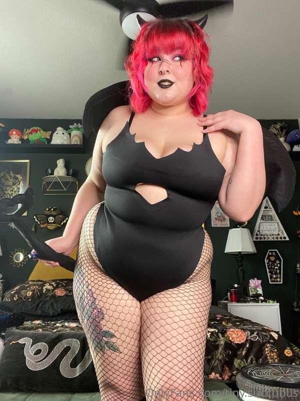 tiny.succubus image #1