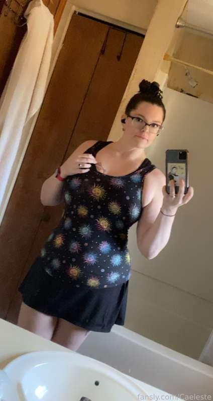 #workout #hugetits #lactation #lactationkink #nerdy #weeb #lactating 