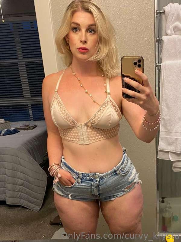 Throwback blonde pic!! 😘