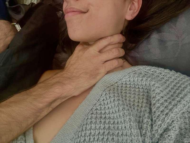Daddy knows me to well I love to be choked
