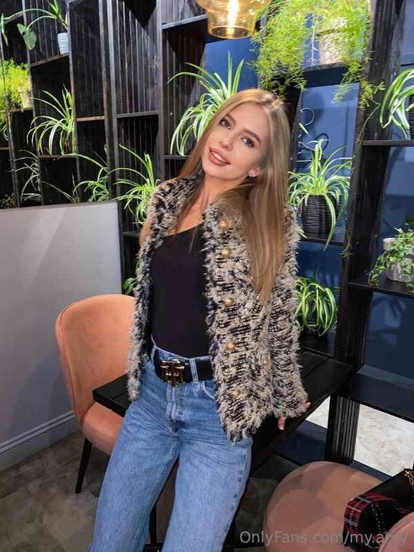 let's smile at each other more often🥰