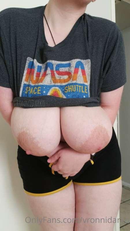 thecurvyprince image #0