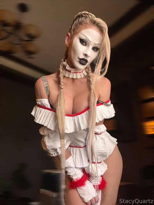 Yes I have a private Telegram group that showcases bizarre S..