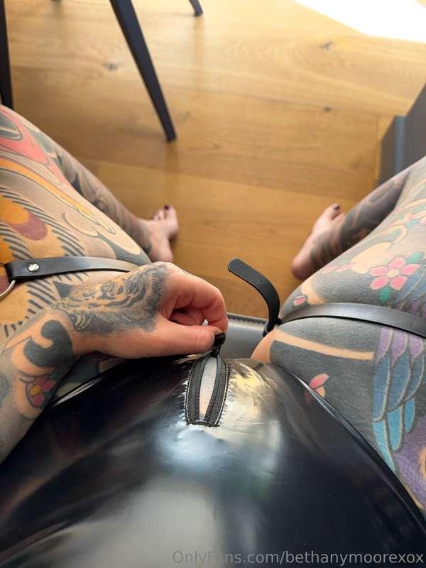 Who said afternoons have to be boring? 😏