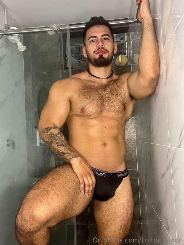 Shall we take a hot shower? Ask for a video of this photo in..