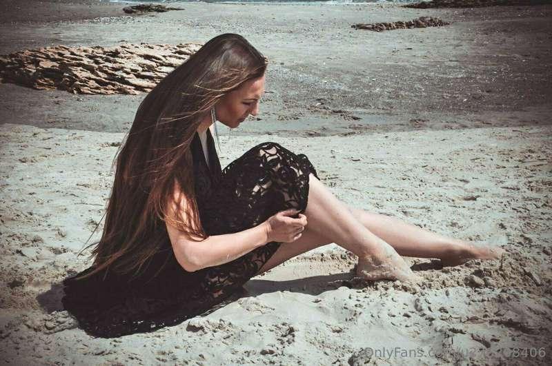 Have you ever done it on the wild beach?🔞