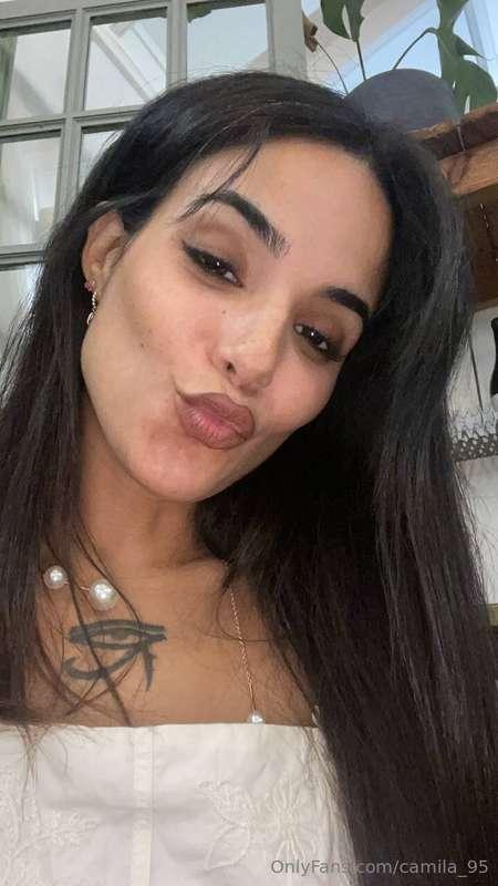 Just me, myself, and my sexy ass 😘✨