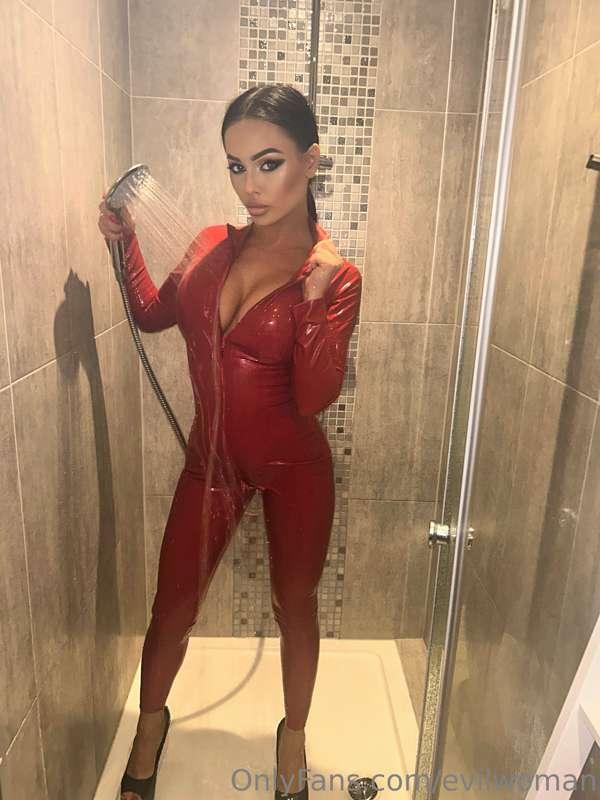evilwoman image #3