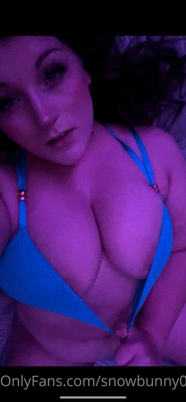 Did a little photo shoot today 💎 wanna see these titties unc..