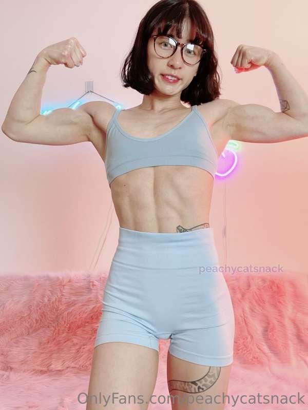 peachycatsnack image #1