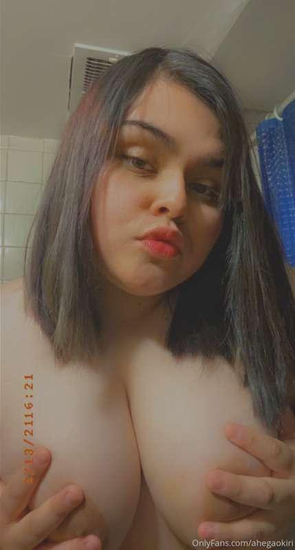 hi 😚