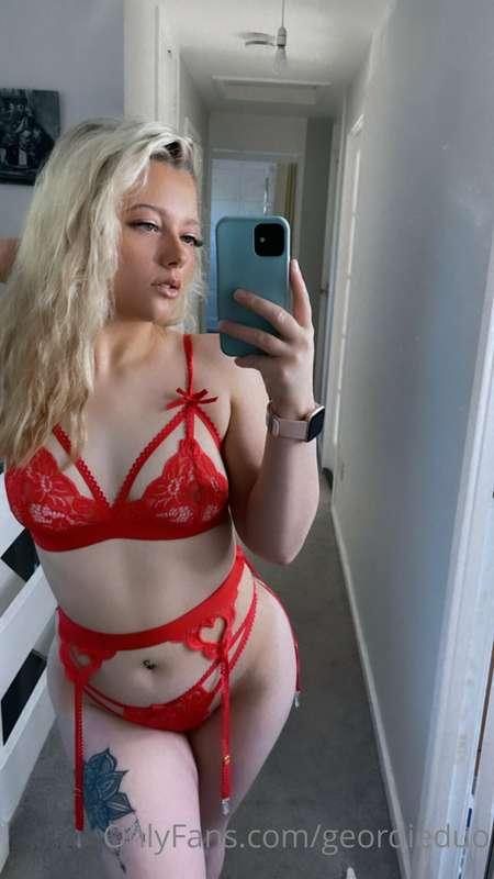 Do you wanna see a solo vid this week?🥵