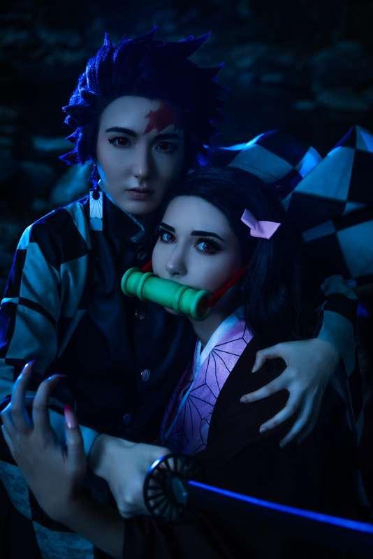 MORE TANJIRO AND NEZUKO!! 😈🗡🌊
