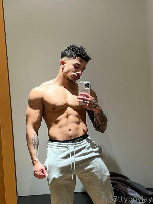 need to wear shirts more haha