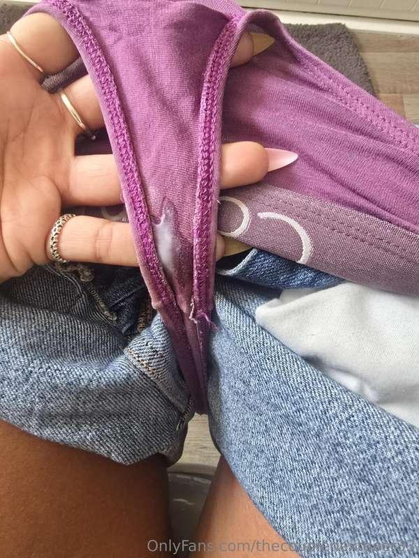 Guys! I told you I was horny! Look at my creaming in my own ..