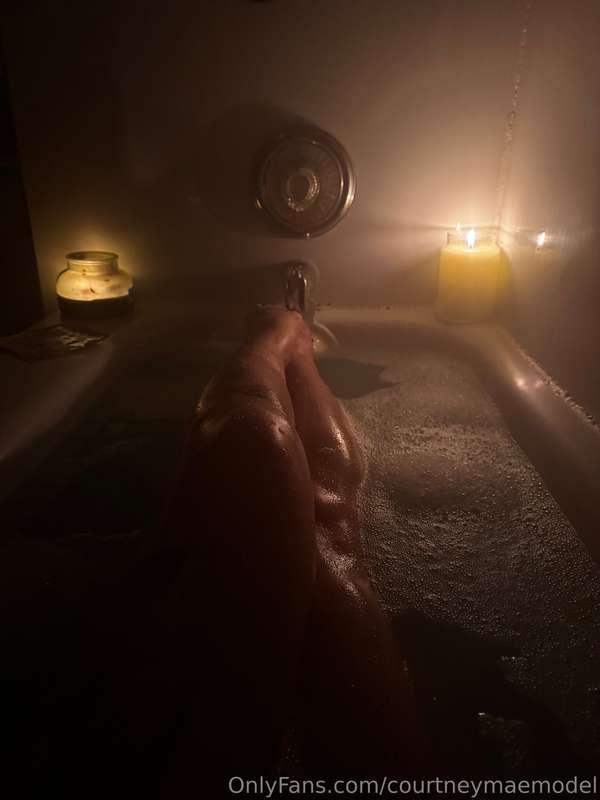 𝒷𝓊𝒷𝒷𝓁𝑒 𝒷𝒶𝓉𝒽𝓂𝑒𝓈𝓈𝒶𝑔𝑒 𝓂𝑒 𝒾𝒻 𝓎𝑜𝓊 𝓌𝒶𝓃𝓉 𝓉𝑜 𝓈𝑒𝑒 𝓂𝑜𝓇𝑒 