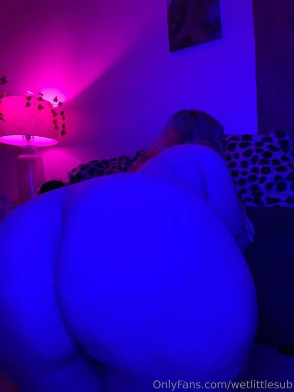 wetlittlesub image #2