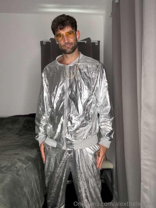 Gray never looked this good, right?