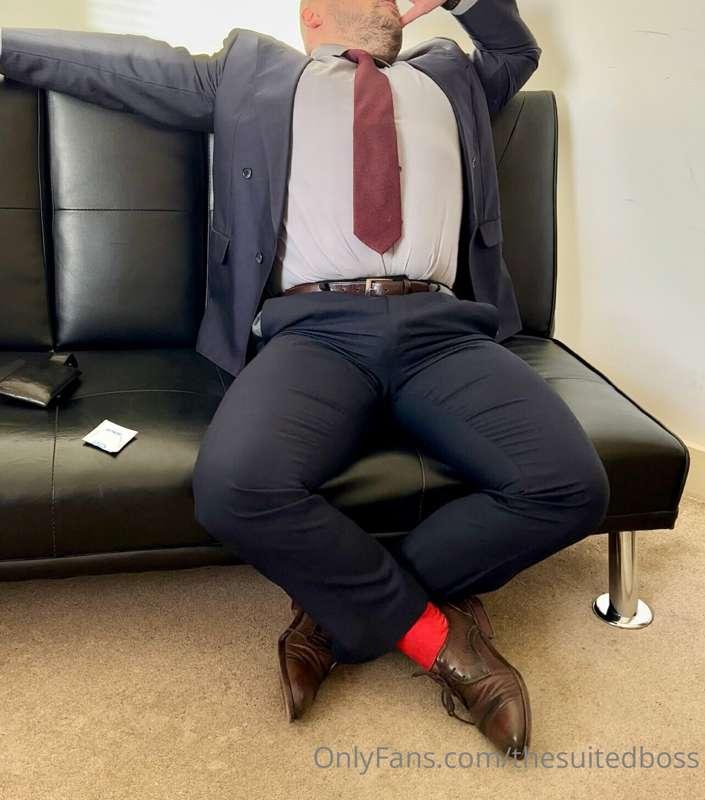 thesuitedboss image #0