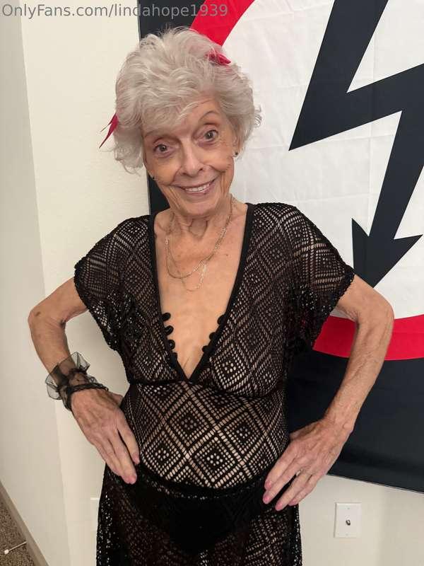 Trouble looks better when it’s dressed like this 💋