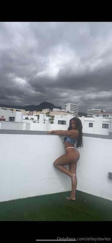Fuck me, date me or marry me? Choose one.
