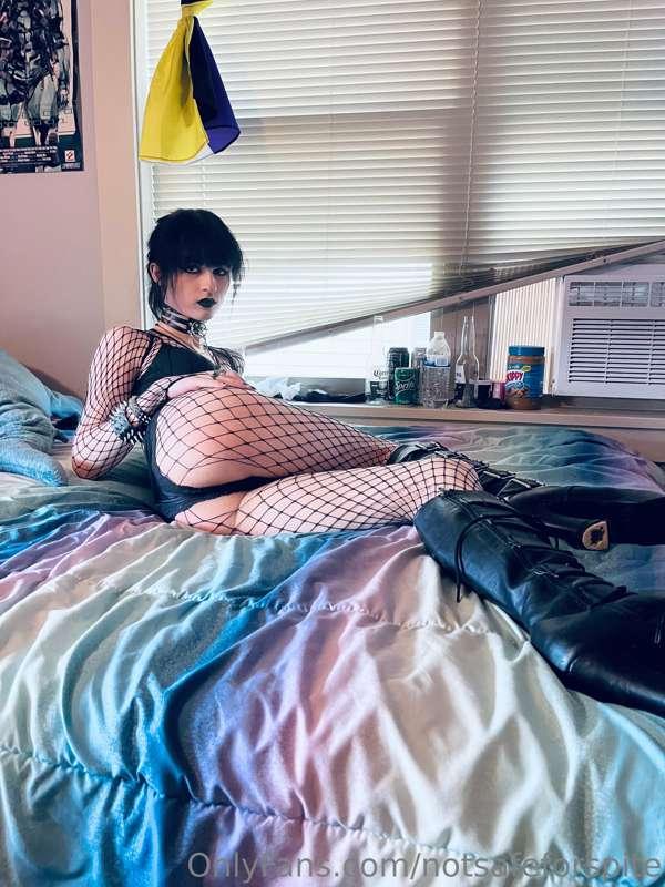 notsafeforspite image #3