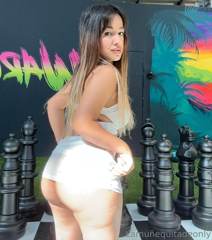 *****My ass wants to sit on your cock, ¿what do you say yes ..