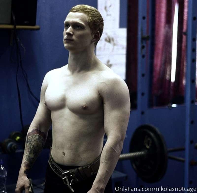 I love my sport,he gave me everything😌
(18 yrs)