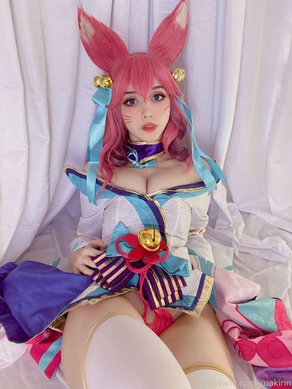 Wanted to cos today but its raining outside 🥺🥺 the pain~~~