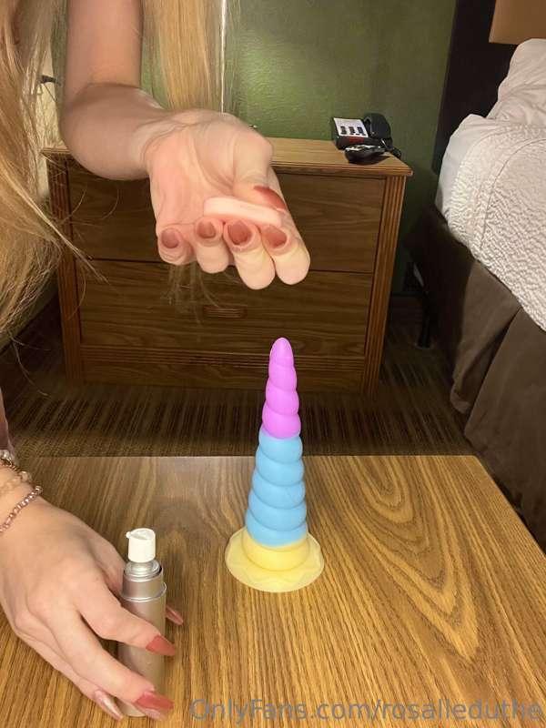 I’ve been feeling so horny lately, and I knew 𝒆𝒙𝒂𝒄𝒕𝒍𝒚 what w..