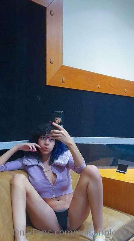 Sunday Chillday lol ☀
Any plans for today bb?