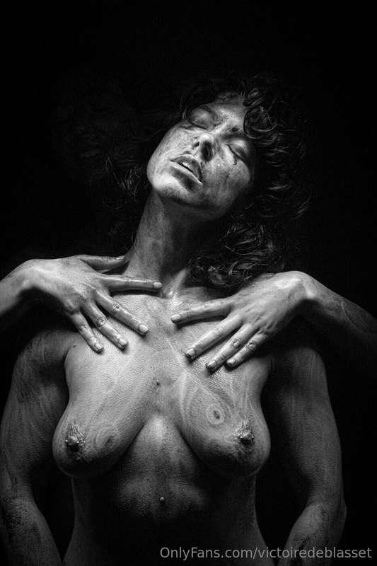 By Paul von Borax