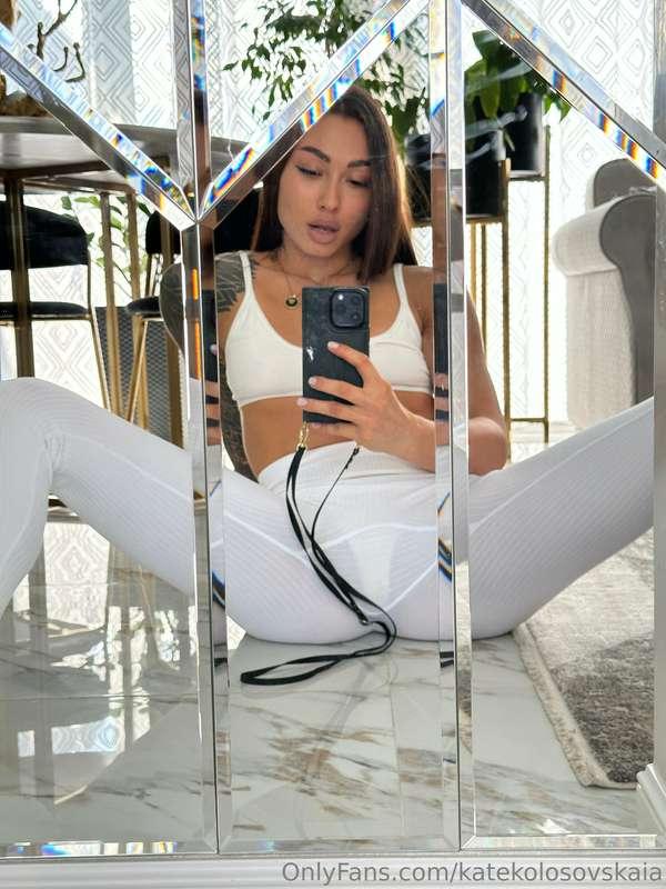 katekolosovskaia image #1