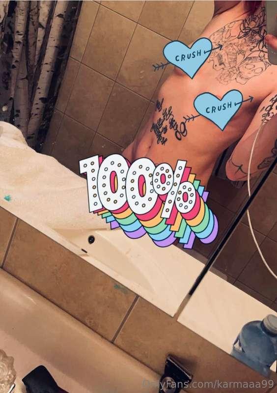 Petite surprise de ce matin en allant dans la douche 😘 💋Phot..