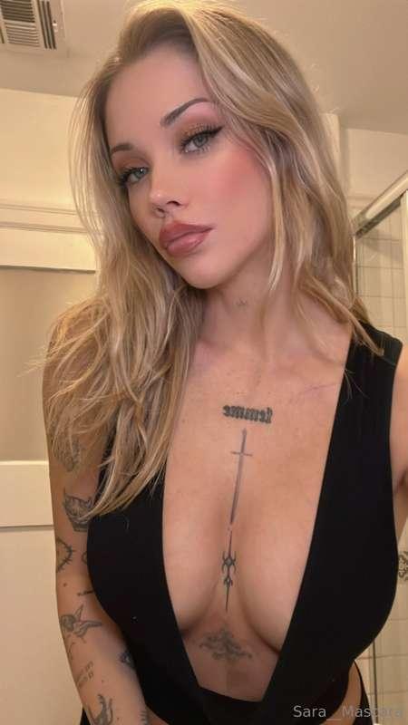 Hey babe tell me how you wanna fuck me... 😈