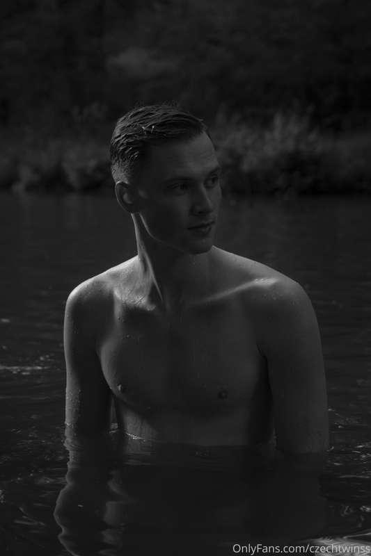 czechtwinss image #1