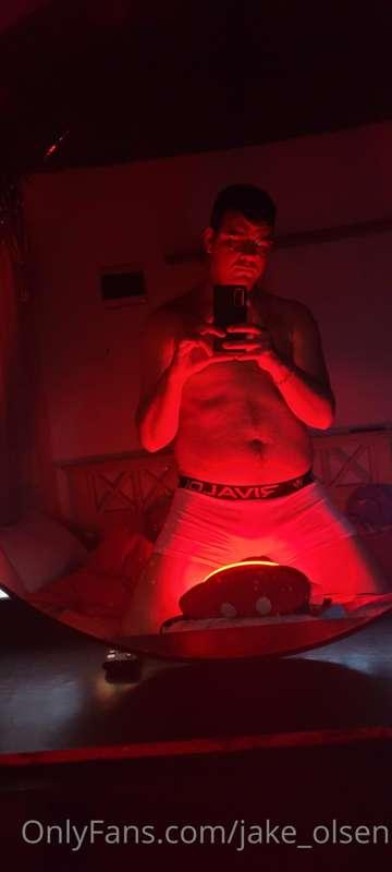 My bed is on fire 🔥🔥🔥