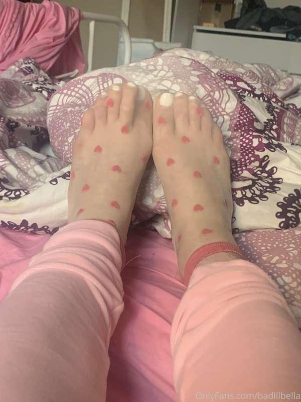 I don’t usually post feet pics but here you go ☺️