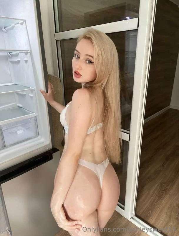 12 MONTHS FREE👇🏼https://onlyfans.com/valeryjo…#ad